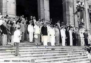 Oran - Place d'Armes - Hotel de Ville - Parvis